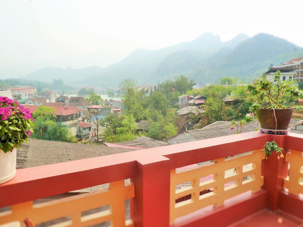 Sapa Local House Bed & Breakfast Exterior photo