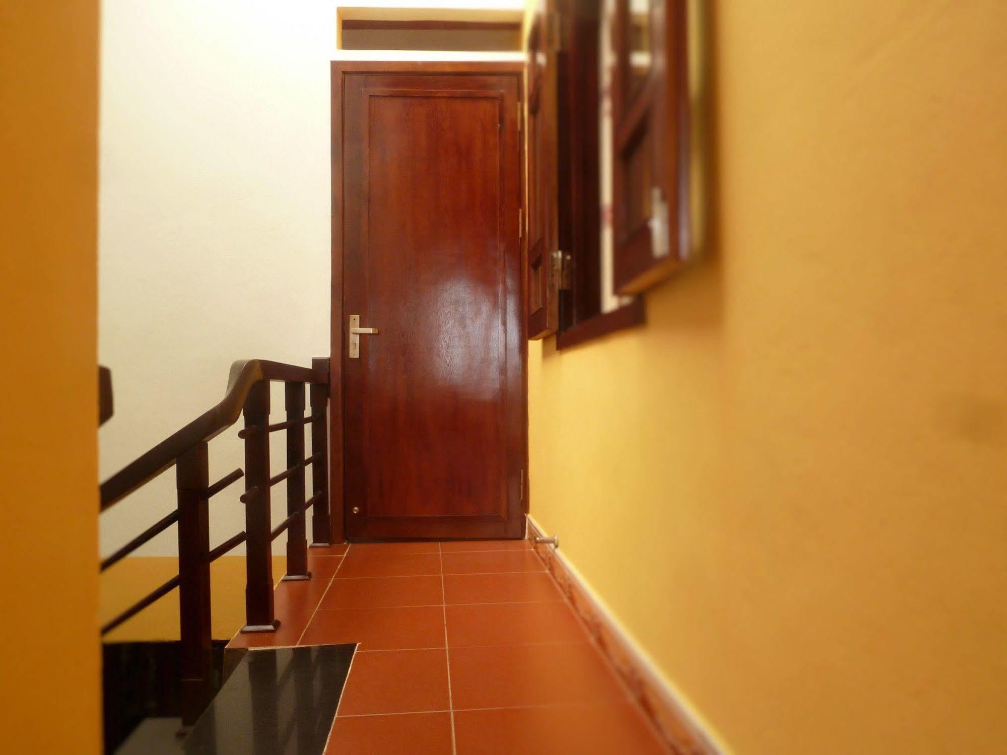 Sapa Local House Bed & Breakfast Exterior photo